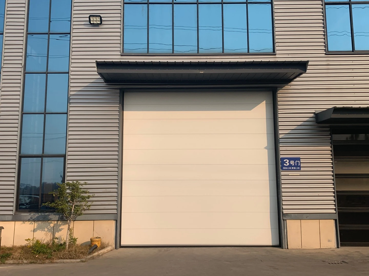 安必信工业门岳阳服务站生产基地